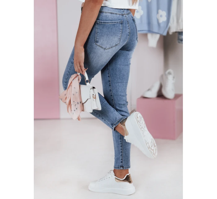 Dámské úzké džínové kalhoty Dstreet model 21983381 - FashionStreet Dámské úzké džínové kalhoty Dstreet model 21983381 - FashionStreet