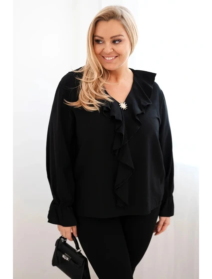 Dámská viskózová blůza Plus Size s volánem a ozdobnou broží černá