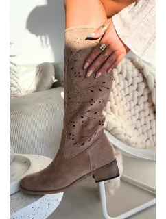 Dámske perforované čižmy na podpätku Helinna - béžové