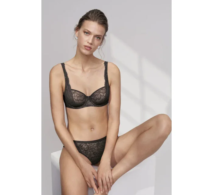 Dámske nohavičky Amourette Charm Brazilian01 - čierne - TRIUMPH