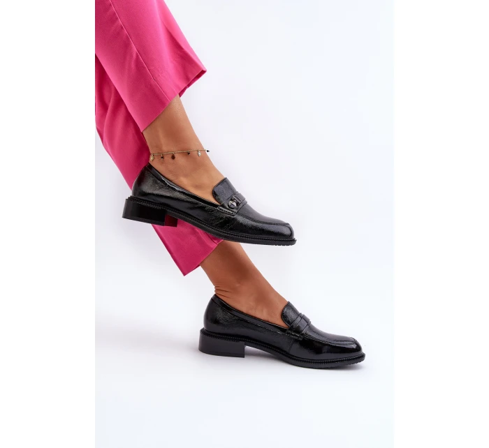 Dámské lakované mokasíny černé model 21655371 - VINCEZA