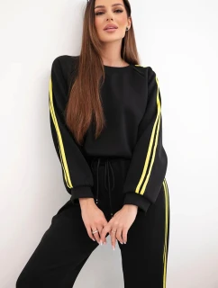 Dámský teplákový komplet model 21951909 s lampasy a volnou mikinou černý - K-Fashion
