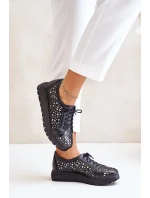 Zazoo 2973 Skórzane Półbuty Na Platformie Z Ażurowym Wzorem Czarne