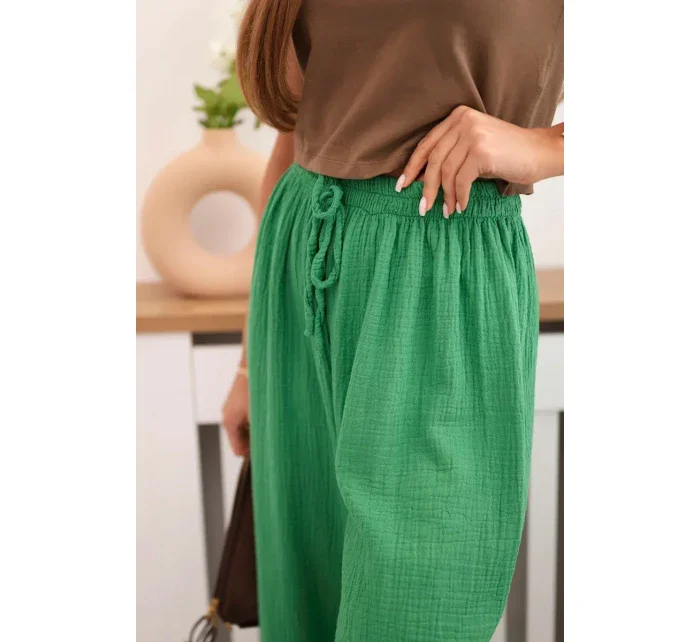 Mušelínové nohavice so širokými nohavicami zelenej farby