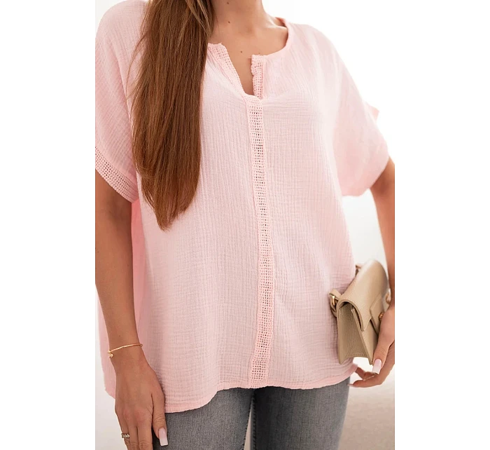 Dámská bavlněná oversize halenka s V výstřihem a krajkou candy pink Dámská bavlněná oversize halenka s V výstřihem a krajkou candy pink