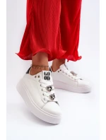 Dámské boty na platformě s ozdobami bílé model 21659166 - Boto