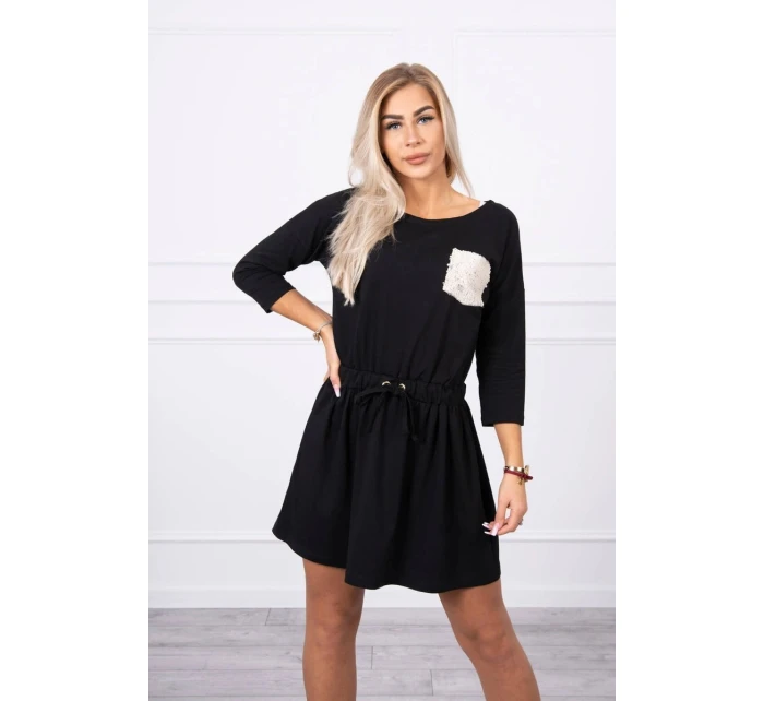 Šaty s flitrovou kapsou černé