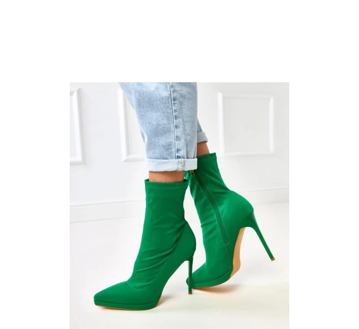 Topánky na podpätku model 218157 Solea