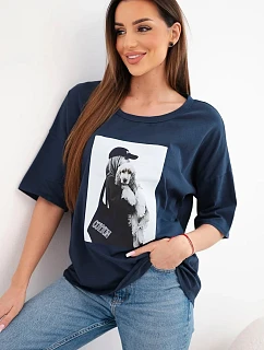 Dámska bavlnená blúzka oversize s krátkymi rukávmi a módnou potlačou námornícka modrá