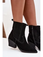 Semišové kovbojské kotníkové boty dámské na podpatku zateplené černé model 21714846 - Boto Semišové kovbojské kotníkové boty dámské na podpatku zateplené černé model 21714846 - Boto