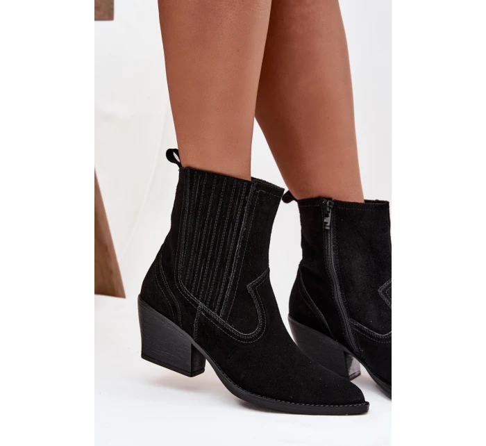 Semišové kovbojské kotníkové boty dámské na podpatku zateplené černé model 21714846 - Boto Semišové kovbojské kotníkové boty dámské na podpatku zateplené černé model 21714846 - Boto