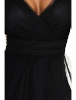 Dlouhé maxi šaty s rukávy a obálkovým výstřihem černé model 22045481 - numoco basic Dlouhé maxi šaty s rukávy a obálkovým výstřihem černé model 22045481 - numoco basic