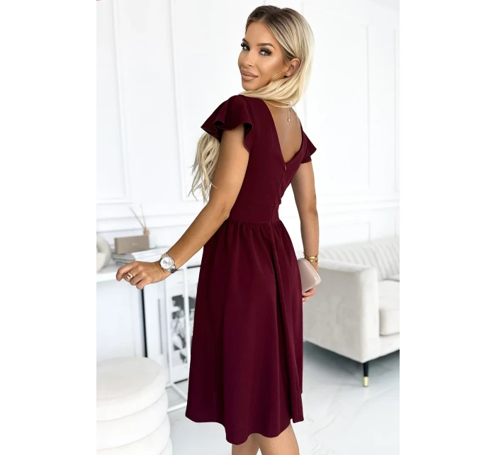 Sukienka z dekoltem i krótkim model 18799748 - numoco Sukienka z dekoltem i krótkim model 18799748 - numoco