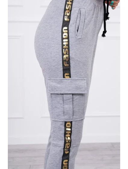 Šedé model 18743724 kalhoty - K-Fashion Šedé model 18743724 kalhoty - K-Fashion