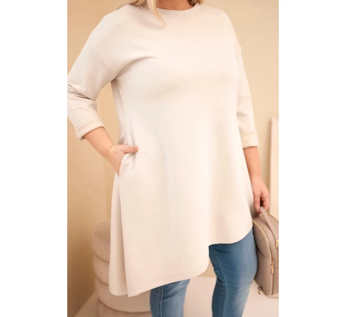 Dámske viskózové šaty PLUS SIZE s voľným strihom a dlhými rukávmi béžovej farby Dámske viskózové šaty PLUS SIZE s voľným strihom a dlhými rukávmi béžovej farby