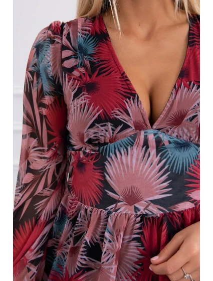 Vzdušné šaty s kvetinovým motívom čiernej