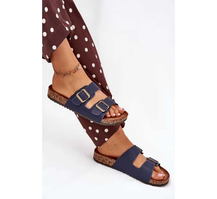 Dámské pantofle na korkové platformě s přezkami tmavě modré model 21704319 - EVENTO Dámské pantofle na korkové platformě s přezkami tmavě modré model 21704319 - EVENTO