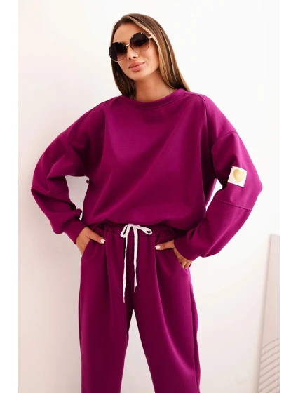 Dámská souprava máslová s volnou mikinou a kalhotami s nápisem LOVE tmavě fialová Dámská souprava máslová s volnou mikinou a kalhotami s nápisem LOVE tmavě fialová