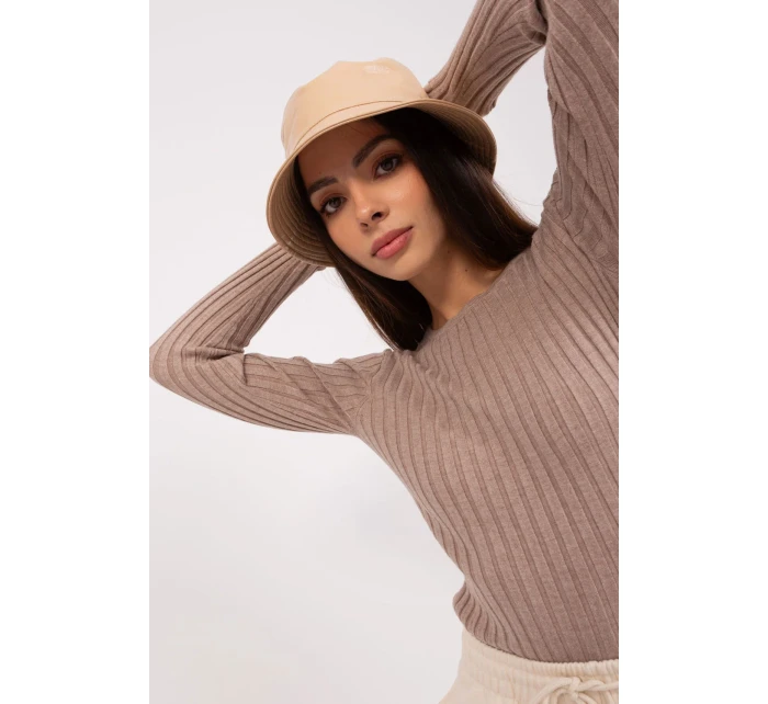 Sveter model 186615 Továrenská cena Sveter model 186615 Továrenská cena