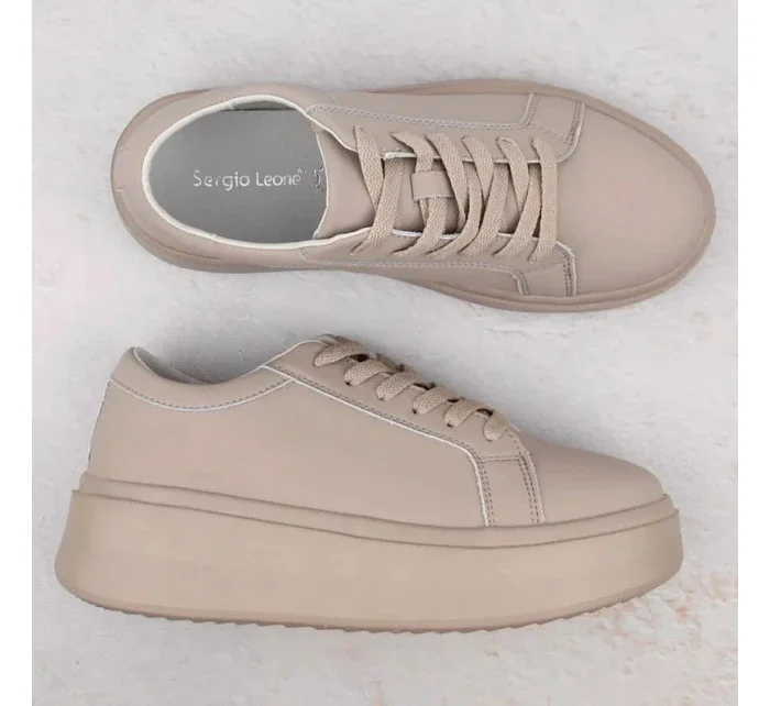 Dámska športová obuv na platforme W SP024 SK450A Beige - Sergio Leone Dámska športová obuv na platforme W SP024 SK450A Beige - Sergio Leone