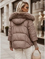 Dámska zimná bunda s kožušinou a kapucňou v farbe taupe, FashionStreet TY5888 Dámska zimná bunda s kožušinou a kapucňou v farbe taupe, FashionStreet TY5888