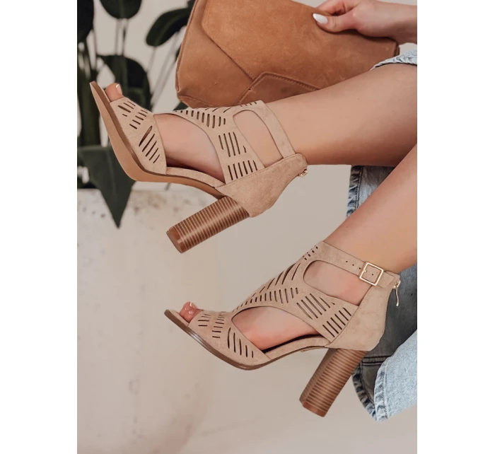 Dámské sandály khaki Dstreet model 21984964 - FashionStreet