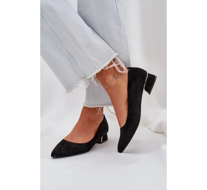 Lodičky na podpätku model 208445 Krok vo veľkom štýle Lodičky na podpätku model 208445 Krok vo veľkom štýle