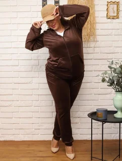 Dámska tepláková súprava plus size v moka farbe s kapucňou na zips (8216)