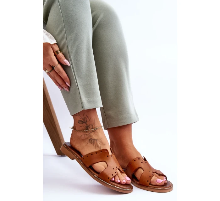 Dámske sandále s ozdobnými výrezmi Brown Emily