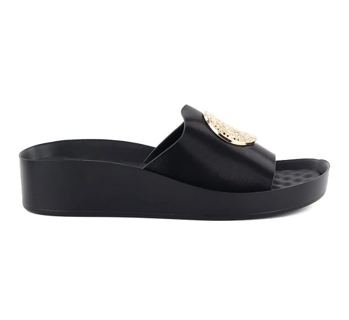 Dámské žabky na platformě černé model 22072426 - Potocki