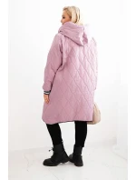 Dámska prešívaná bunda s kapucňou a športovými manžetami v tmavoružovej farbe