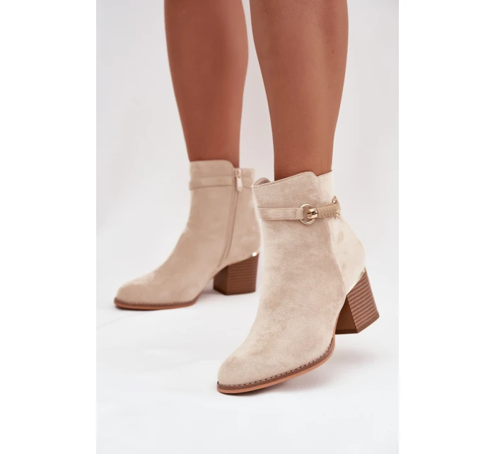 Botki Damskie Ocieplane Na Słupku Z Ozdobnym Paskiem Beżowe Galissa Botki Damskie Ocieplane Na Słupku Z Ozdobnym Paskiem Beżowe Galissa
