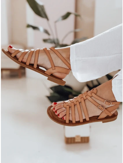 Dámské sandály béžové Dstreet model 21990006 - FashionStreet Dámské sandály béžové Dstreet model 21990006 - FashionStreet