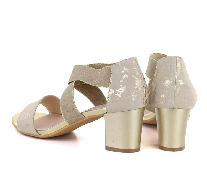 Dámské zlaté sandály se Jezzi model 22081695 - Hikvision