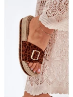 Dámské Pantofle Na Platformě Se Zlatou Přezkou model 21702349 - Boto Dámské Pantofle Na Platformě Se Zlatou Přezkou model 21702349 - Boto