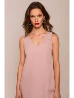 šaty áčkového střihu s mašlí krepová růžová model 17194436 - Makover