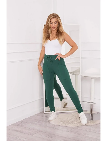 Tepláky se zavazováním v pase tmavě zelené