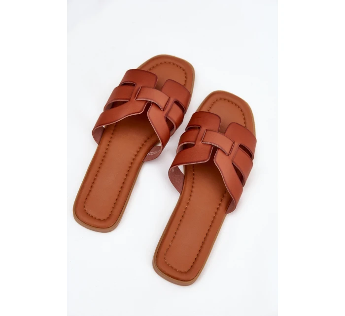 Klapki Damskie Na Płaskim Obcasie Camel Mirona Klapki Damskie Na Płaskim Obcasie Camel Mirona