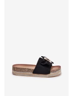 Klapki Damskie Na Platformie Z Kokardką I Ozdobną Broszką Czarne Lenela Klapki Damskie Na Platformie Z Kokardką I Ozdobną Broszką Czarne Lenela