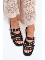 Zdobené Dámské Pantofle Na Plochém Podpatku S Pásky A Přezkou Černé model 21699522 - Boto Zdobené Dámské Pantofle Na Plochém Podpatku S Pásky A Přezkou Černé model 21699522 - Boto