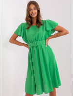 Zelené splývavé šaty s dĺžkou po kolená