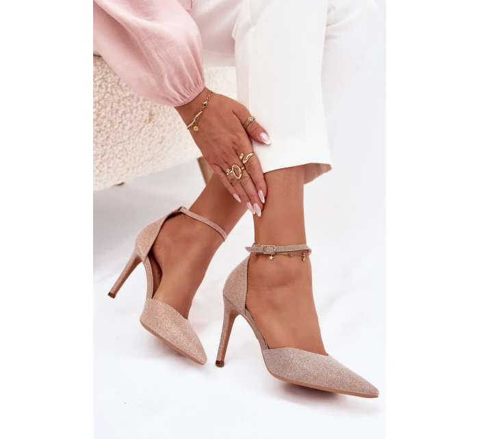 Třpytivé lodičky s páskem model 21788291 - Boto Třpytivé lodičky s páskem model 21788291 - Boto