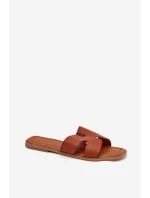 Dámske ploché papuče s výrezmi - ťava