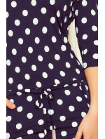 Tmavomodré dámske športové bodkované šaty so zaväzovaním as kapsičkami model 7239287