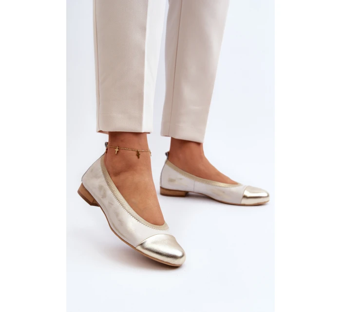 Kožené baleríny Zlaté model 21646187 - Zazoo