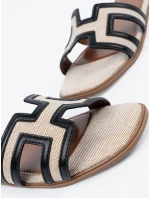 Praktické nazouváky dámské černé na plochém podpatku Praktické nazouváky dámské černé na plochém podpatku