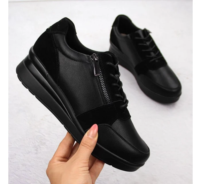 Černé dámské kožené tenisky na podpatku Sergio model 21904571 - LEONE