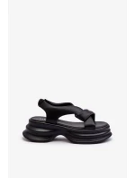 Dámske kožené sandále na robustnej podrážke čiernej farby GOE Dámske kožené sandále na robustnej podrážke čiernej farby GOE