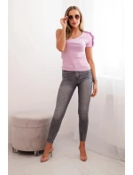 Dámská bavlněná blůza na jedno rameno s volánkem světle fialová Dámská bavlněná blůza na jedno rameno s volánkem světle fialová