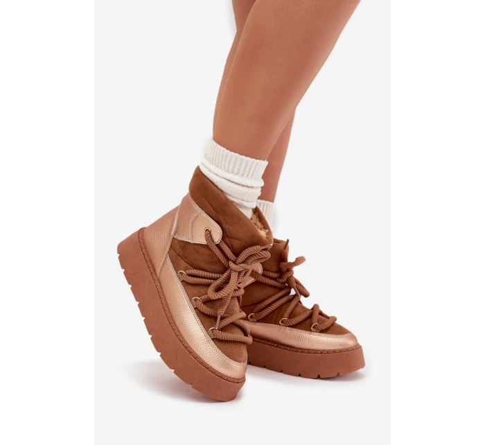 Nízké dámské sněhule s kožíškem a šněrováním Camel model 21705646 - Boto Nízké dámské sněhule s kožíškem a šněrováním Camel model 21705646 - Boto